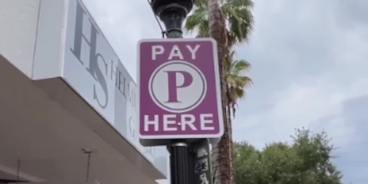 Sarasota pauses new downtown parking rules after merchants' uproar