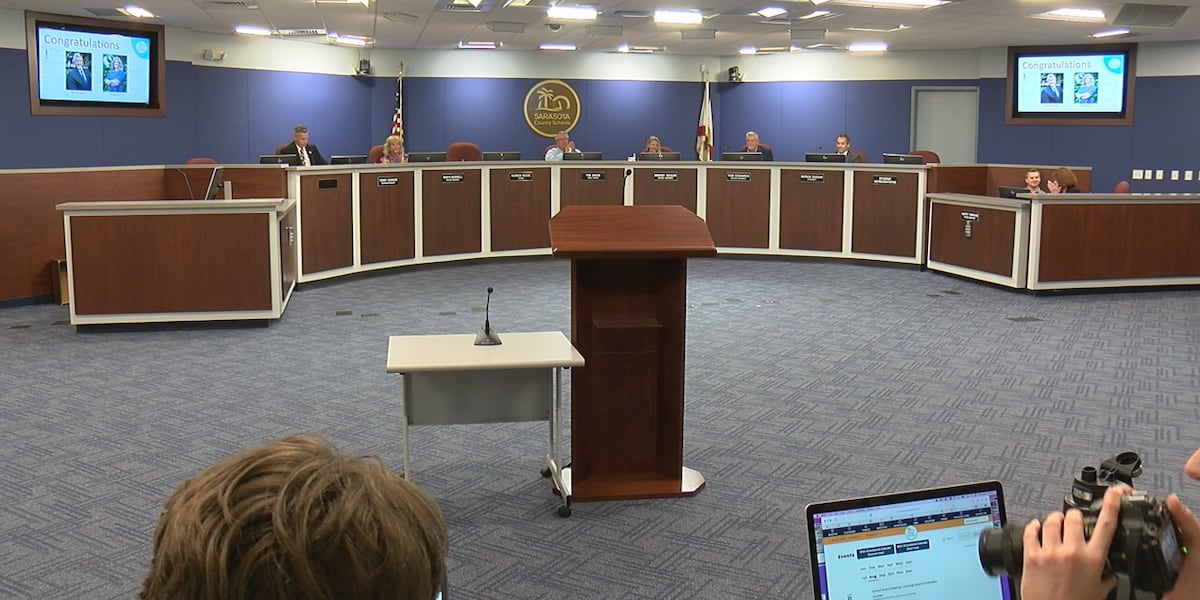 ‘Good riddance’ Sarasota County School Board holds fiery first meeting