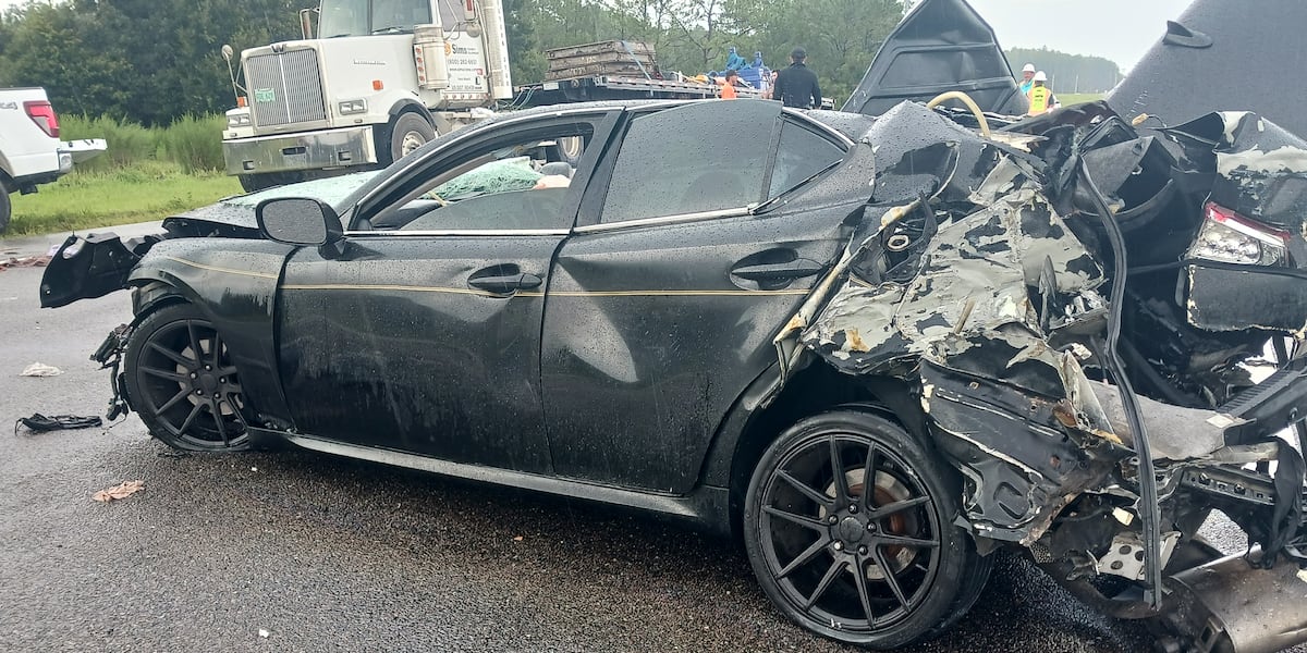 Crash with injuries closes parts of I-4 for several hours