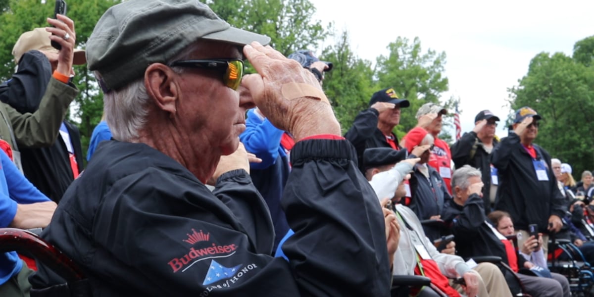 Vietnam veterans reflect on sacrifice at The Wall